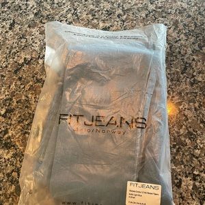 Womens Contour V2 Mid Waisted FitJeans